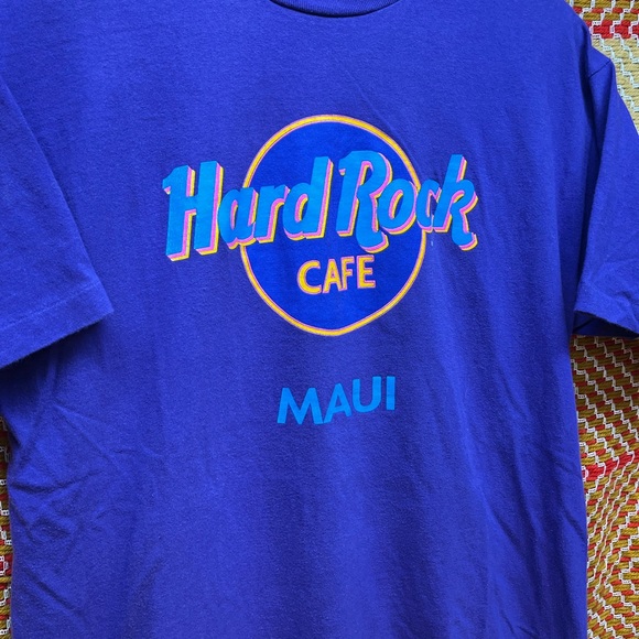 Hard Rock Cafe Maui t-shirt - Picture 2 of 3